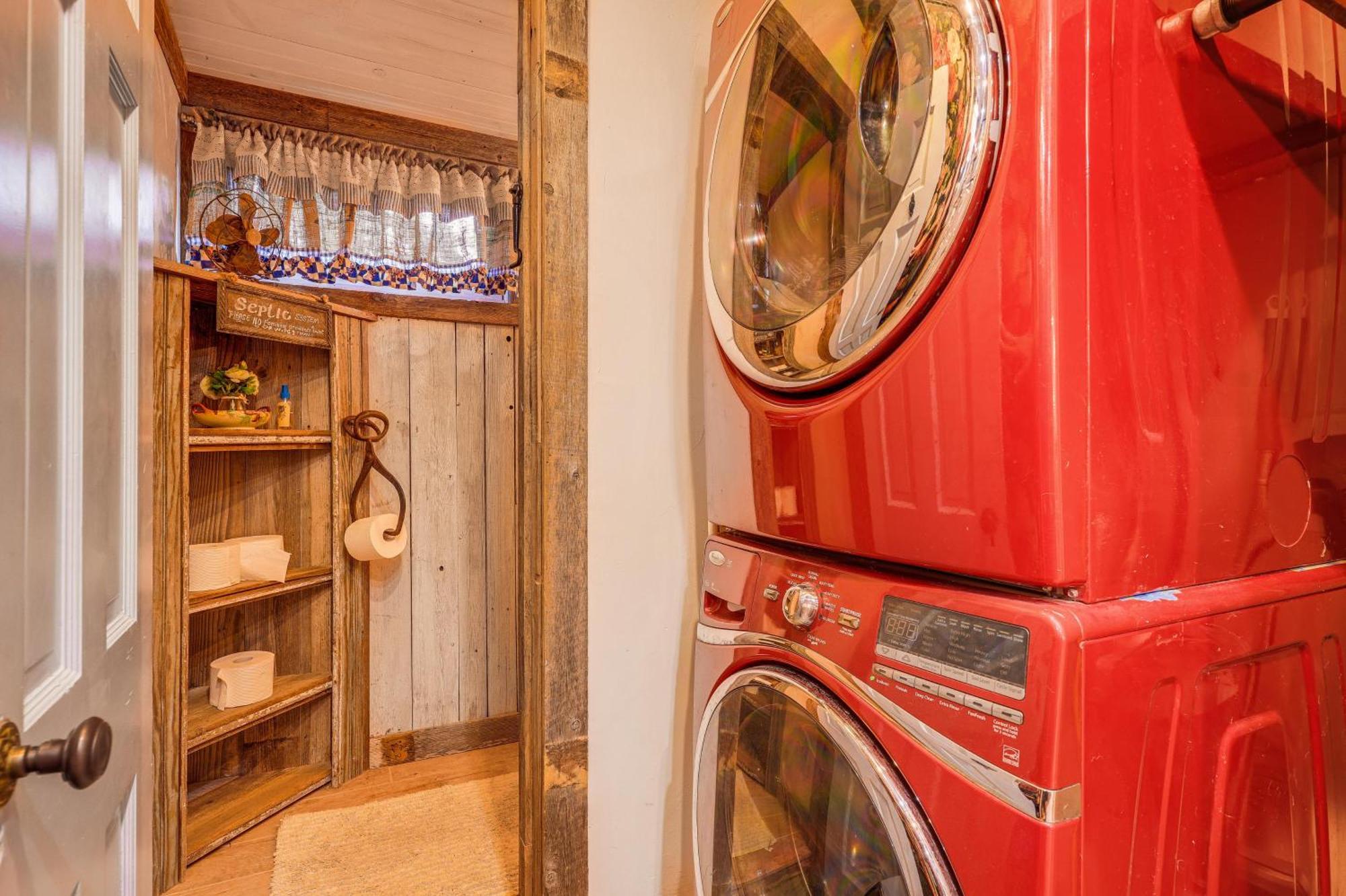 Pet-Friendly Wimberley Cabin With Fire Pit And Hot Tub Exteriér fotografie