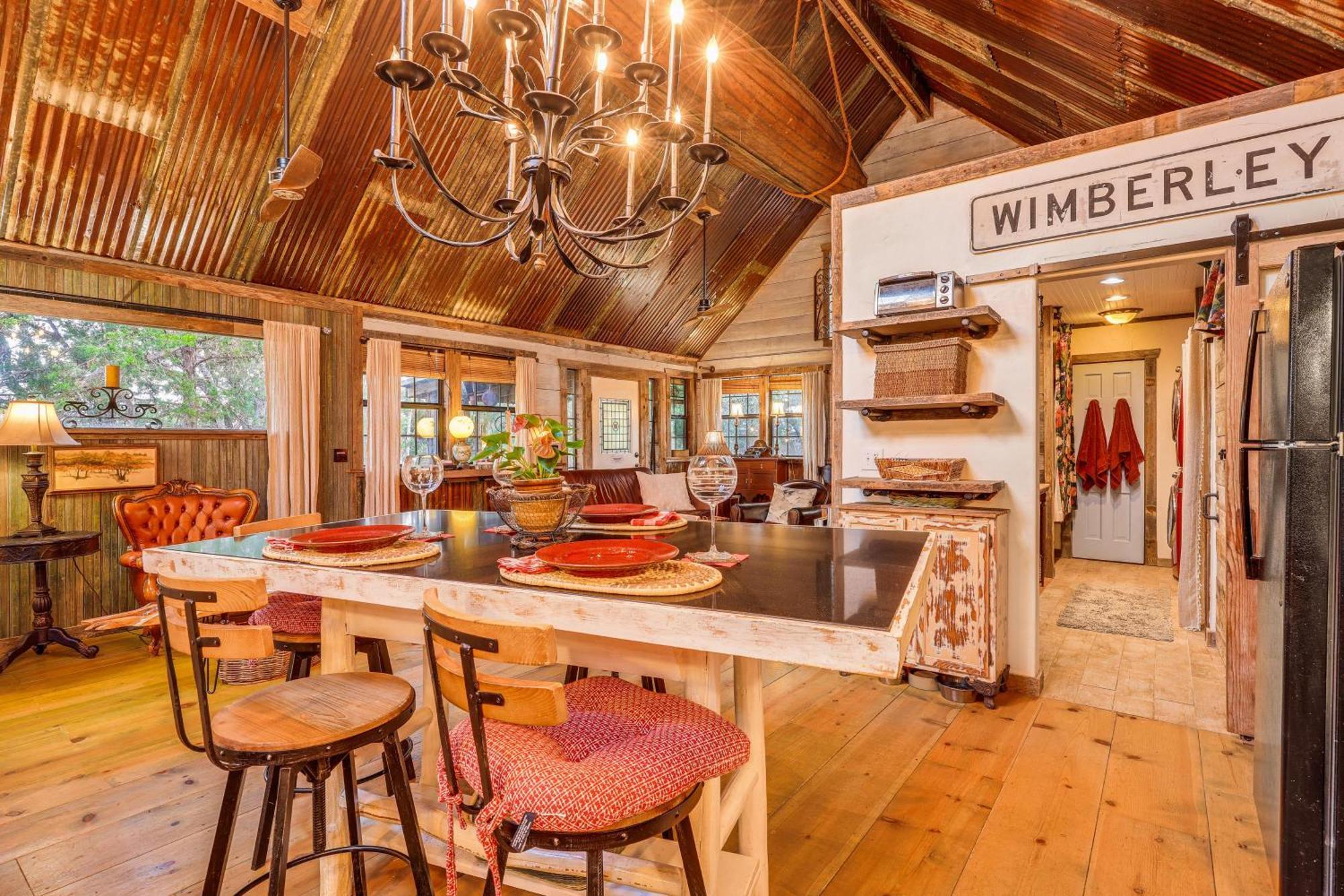Pet-Friendly Wimberley Cabin With Fire Pit And Hot Tub Exteriér fotografie