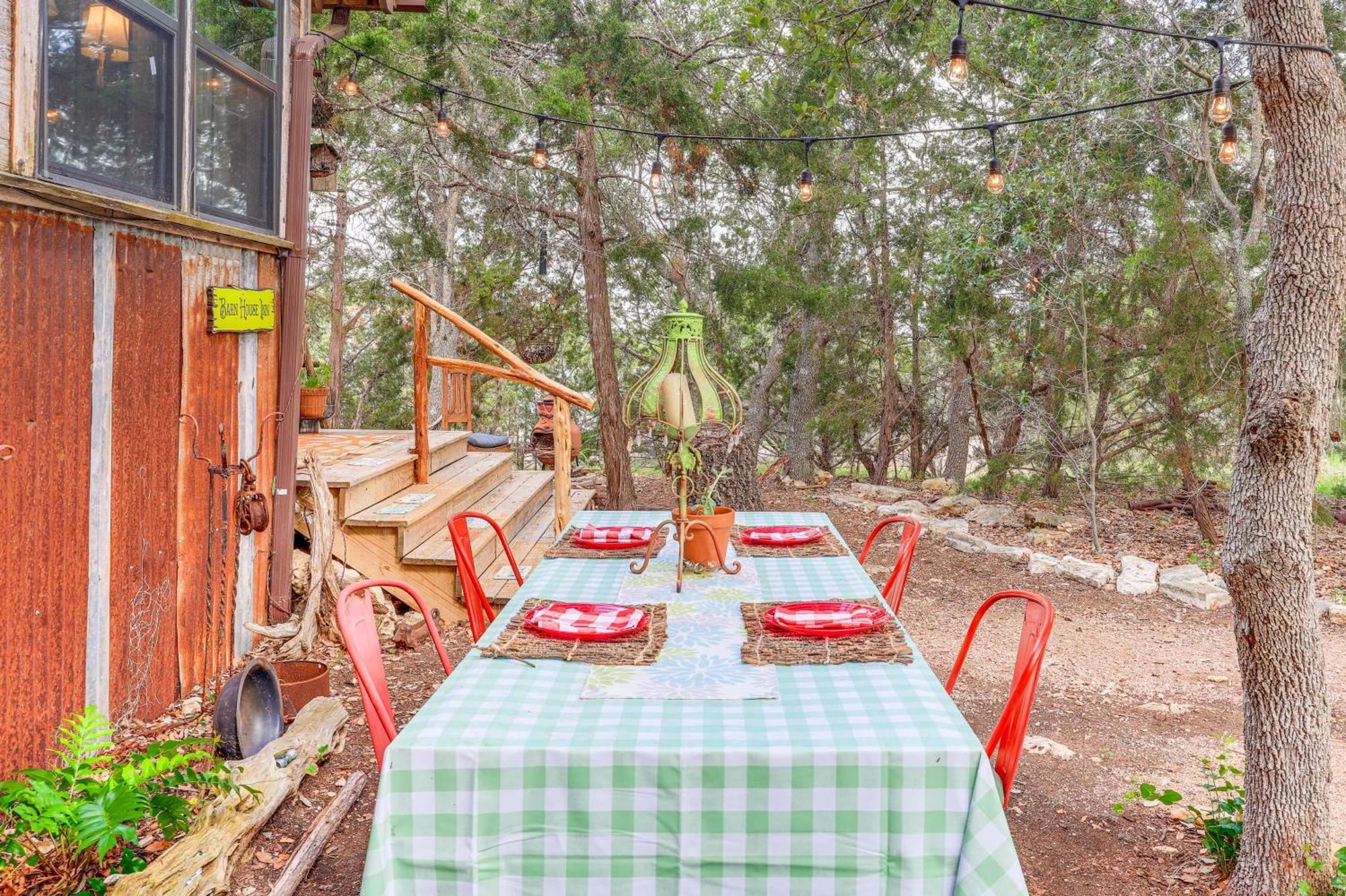 Pet-Friendly Wimberley Cabin With Fire Pit And Hot Tub Exteriér fotografie